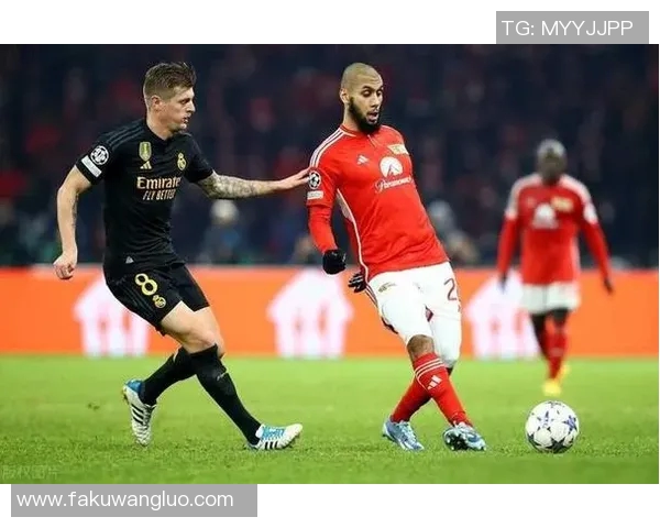 加克波双响助力利物浦大胜对手展现强大攻击力