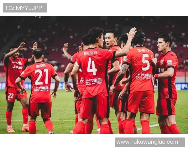 中超争冠格局新变局各队实力对比与未来展望分析 中超争冠格局新变局各队实力对比与未来展望分析