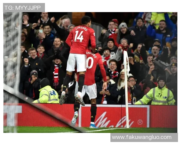 布伦南约翰逊正式加盟水晶宫球队新篇章开启引发球迷热议